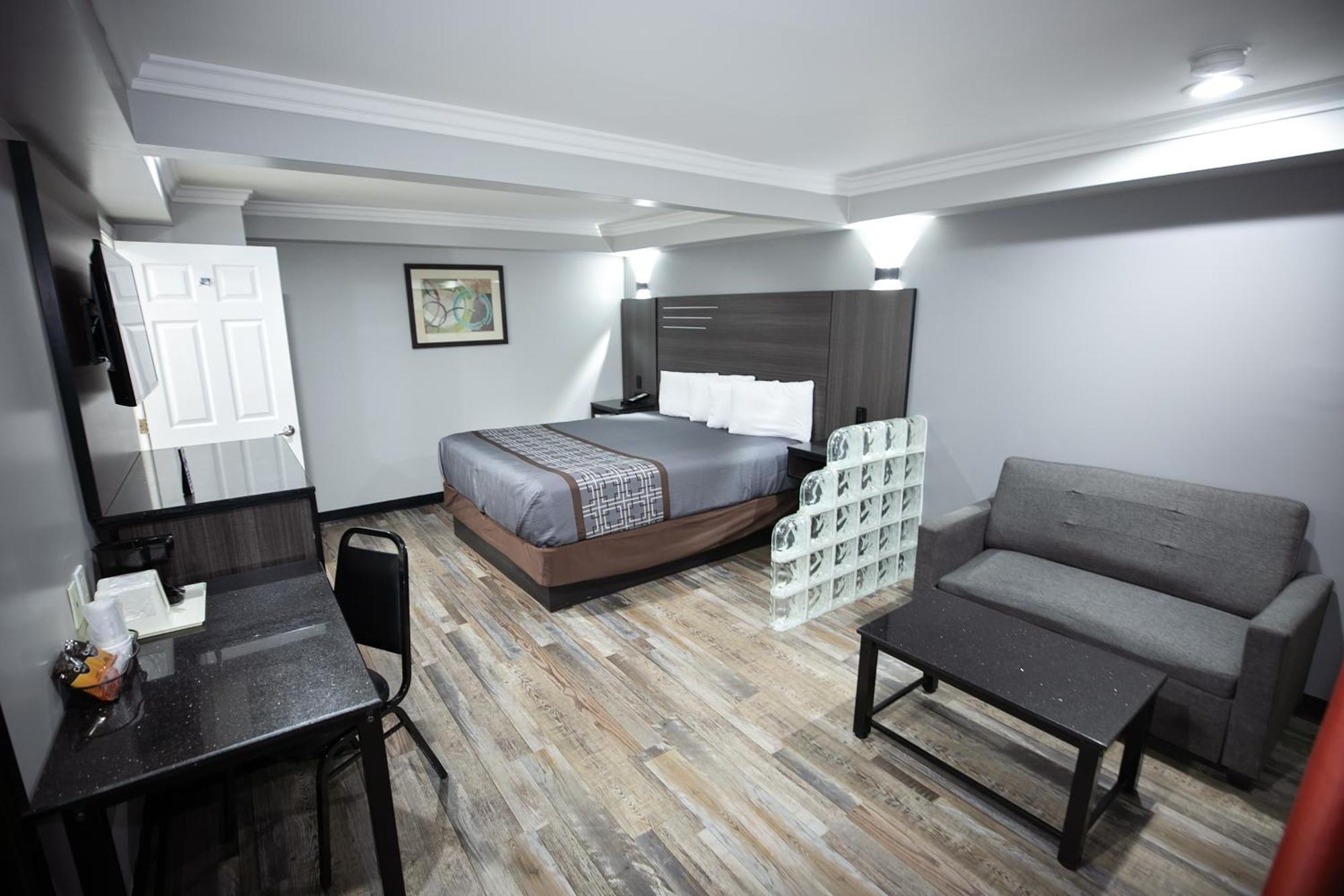 Rodeway Inn & Suites Bellflower Exterior foto